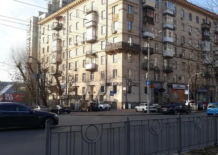 Velka Vasylkivska, 132,,,