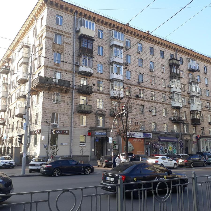 Apartment Velka Vasylkivska, 132,,, *